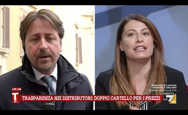 Tagadà, Messina incalza la deputata di sinistra sulla benzina: “Voi i veri artefici”